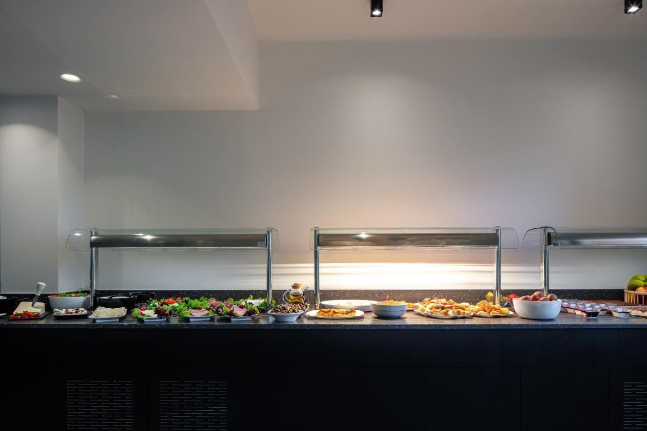 Aristea Aparthotel